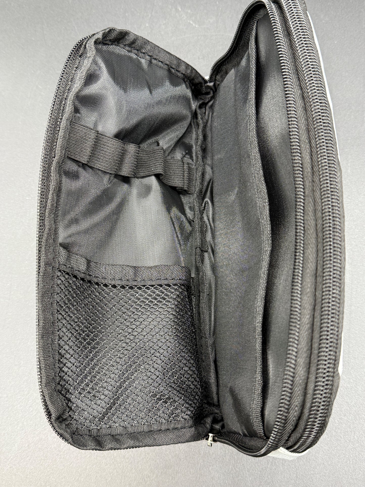 Nausear - Pencil case - Dual room - Grey