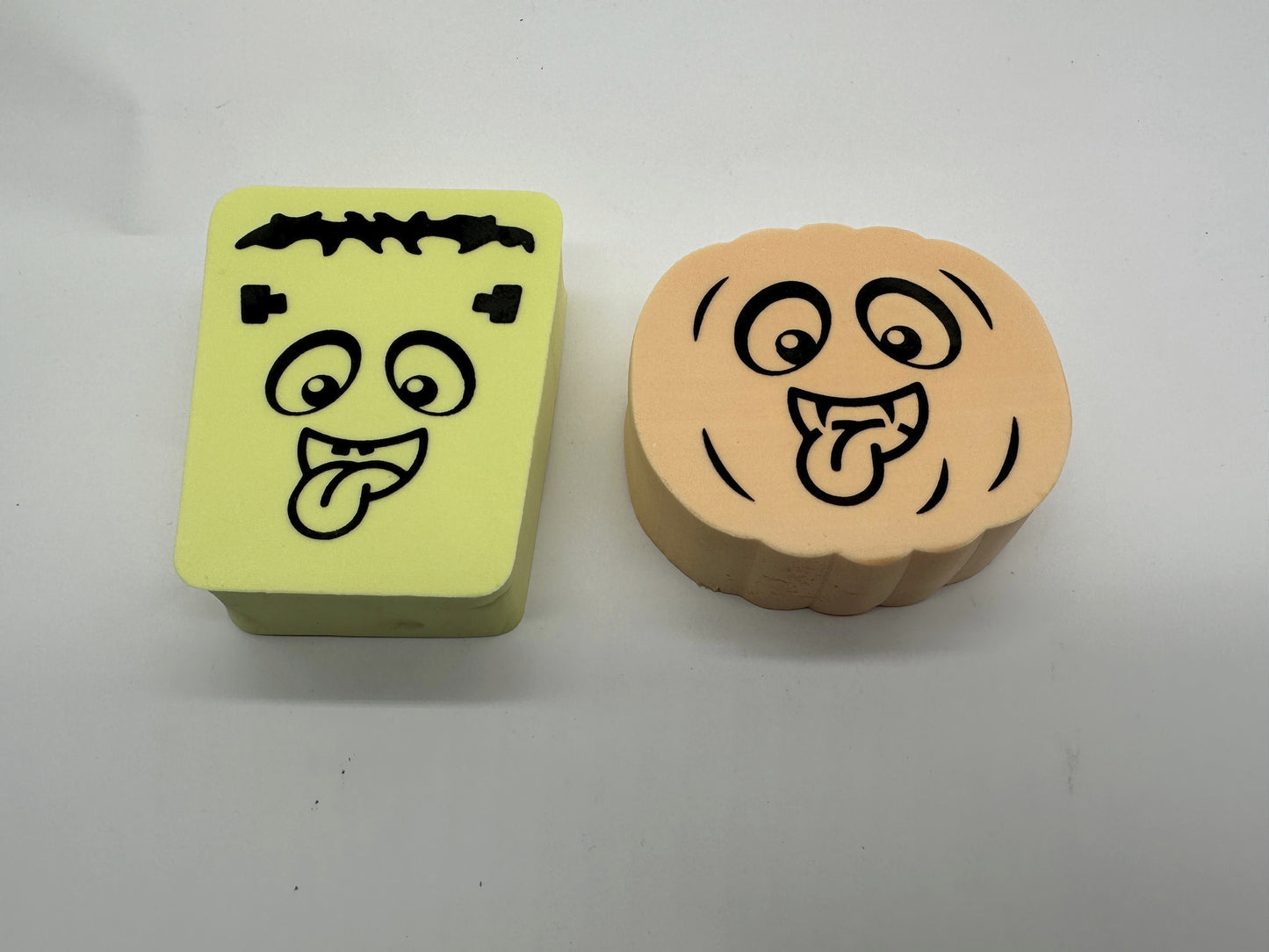 Spunj - Sponges - Halloween themed