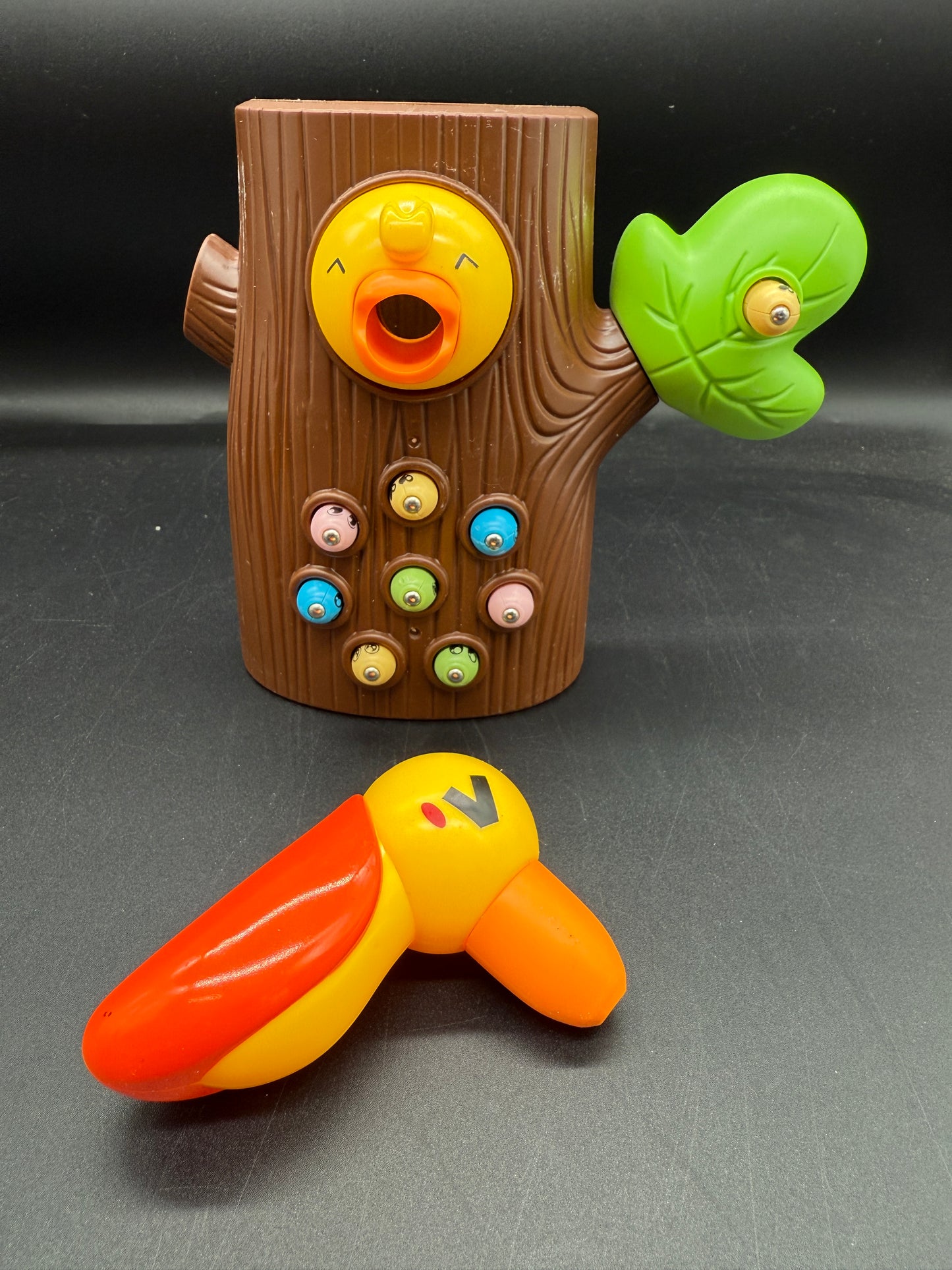 Magnetic bird game