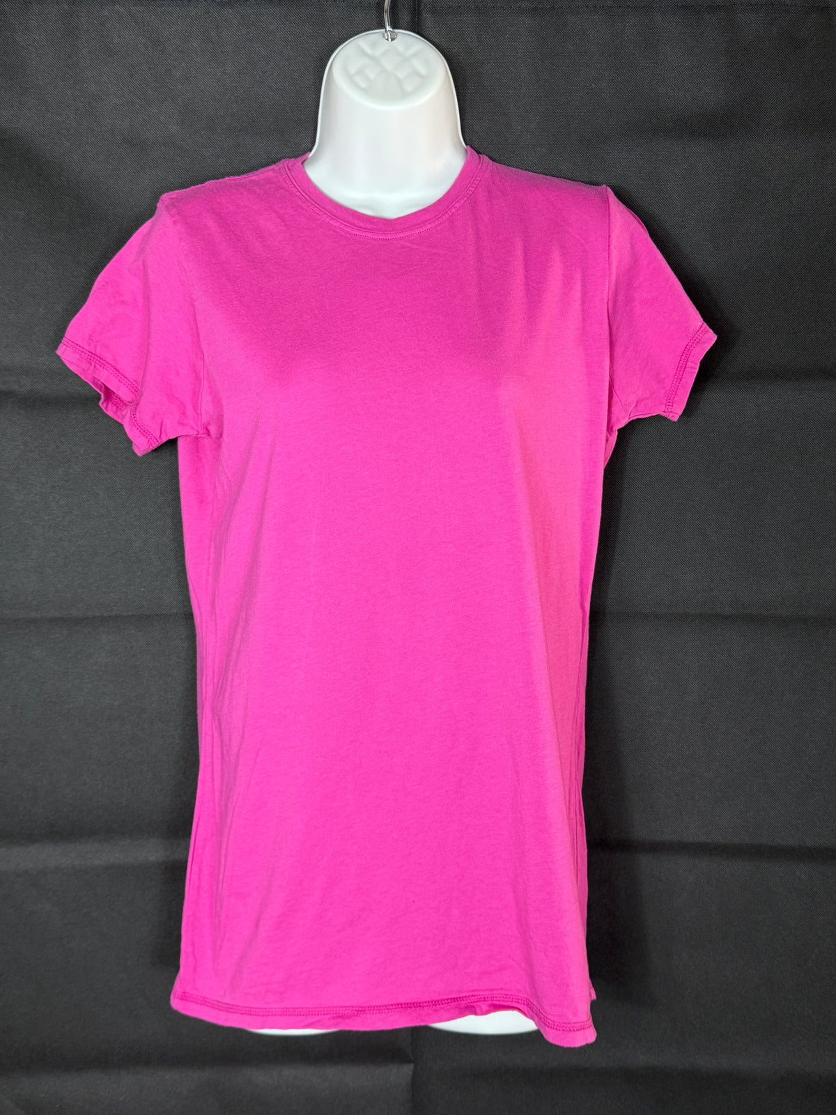 🌸  Comfort Colors  PINK WOMEN'S SHORT SLEEVE T-SHIRT – SIZE L